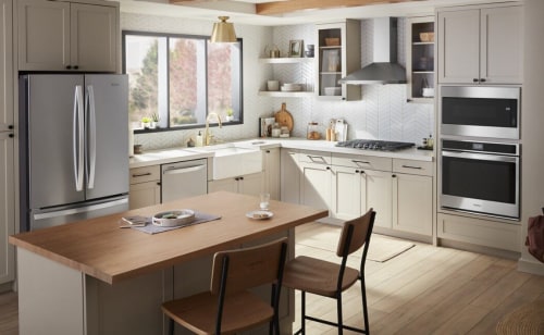 Appliance Colors: 4 Options for Your Kitchen