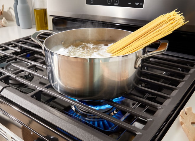 The SpeedHeat™ Burner on a Whirlpool® Gas Range